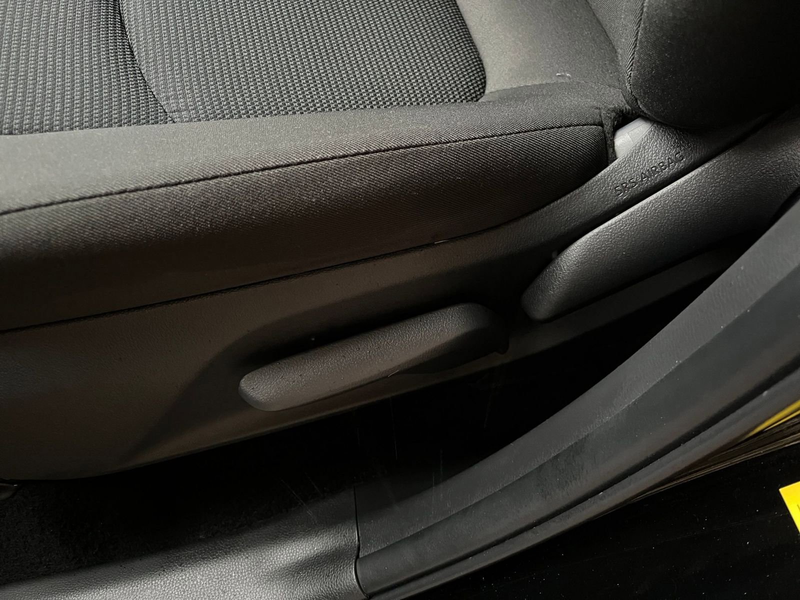 Thumbnail: 2025 Toyota RAV4 - 23