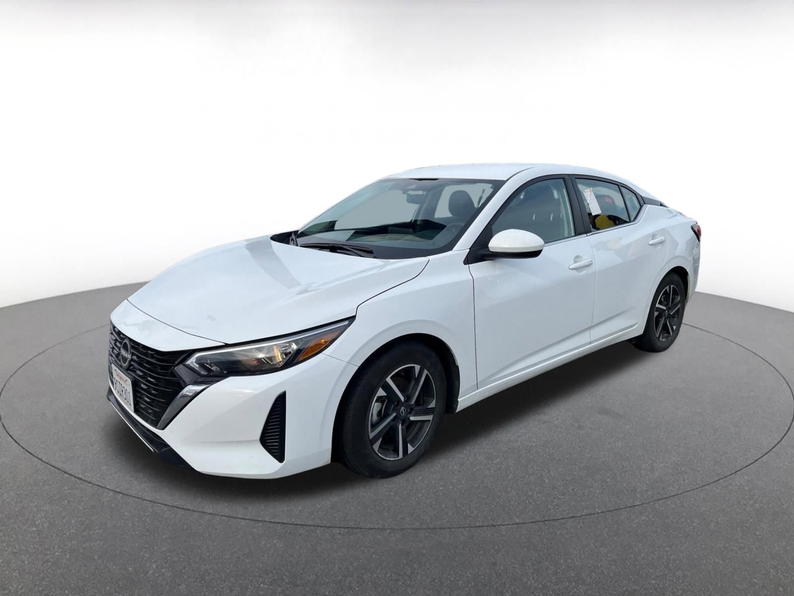 Thumbnail: 2025 Nissan Sentra - 3