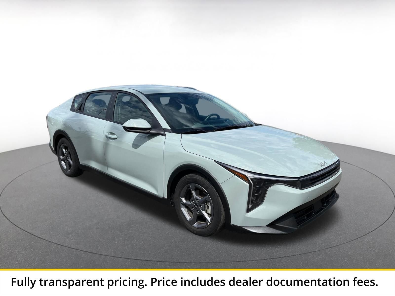Thumbnail: 2025 Kia K4 - 1