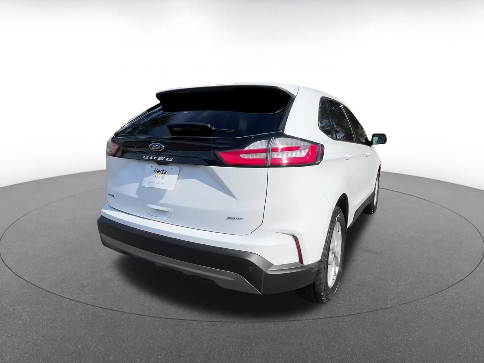 Thumbnail: 2024 Ford Edge - 13