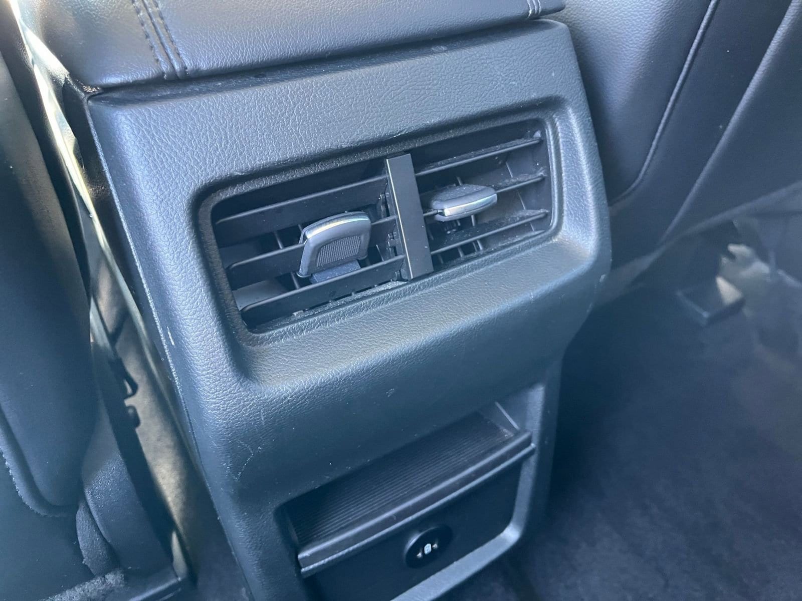 2024 Ford Edge SEL 25