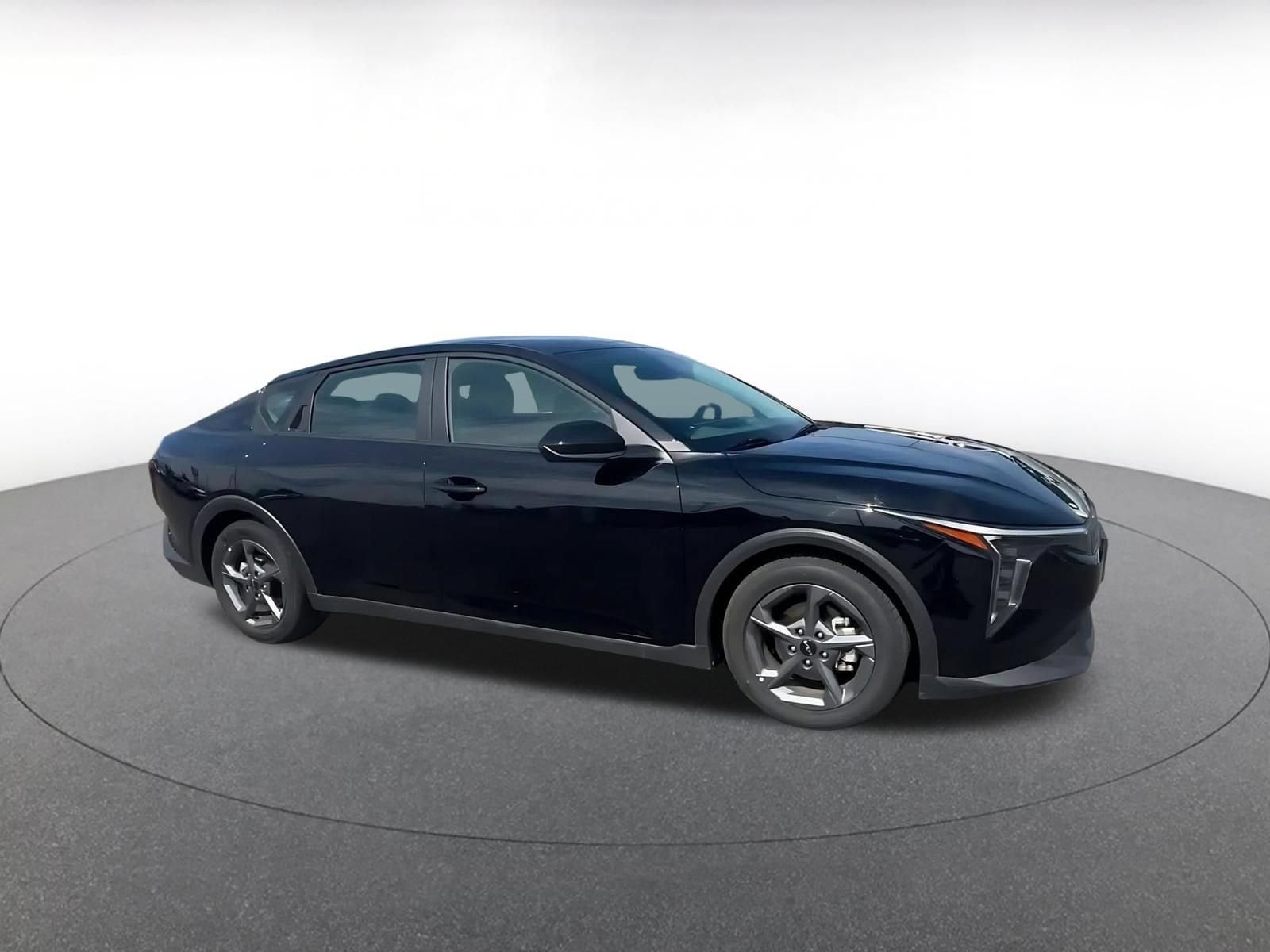 Thumbnail: 2025 Kia K4 - 2