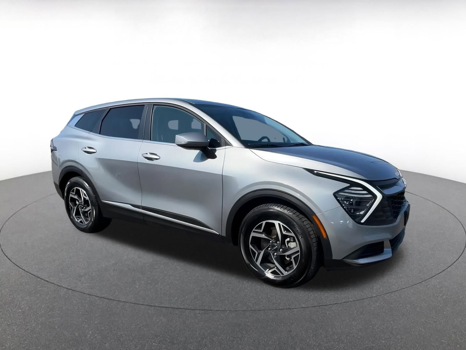 Thumbnail: 2024 Kia Sportage - 2