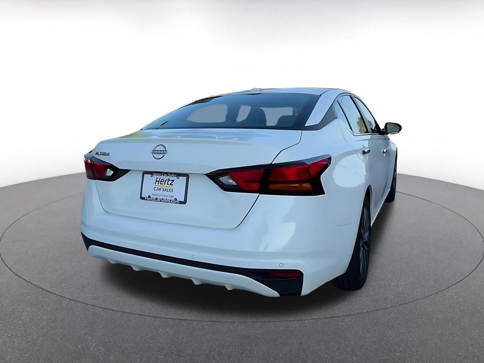 Thumbnail: 2025 Nissan Altima - 11