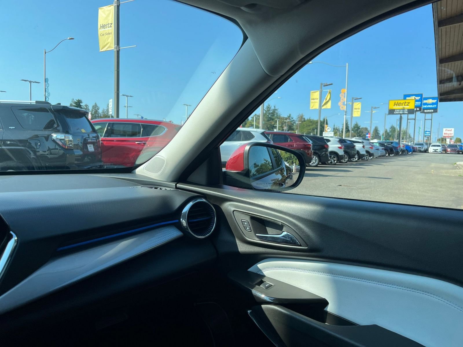 Thumbnail: 2024 Chevrolet Trax - 35