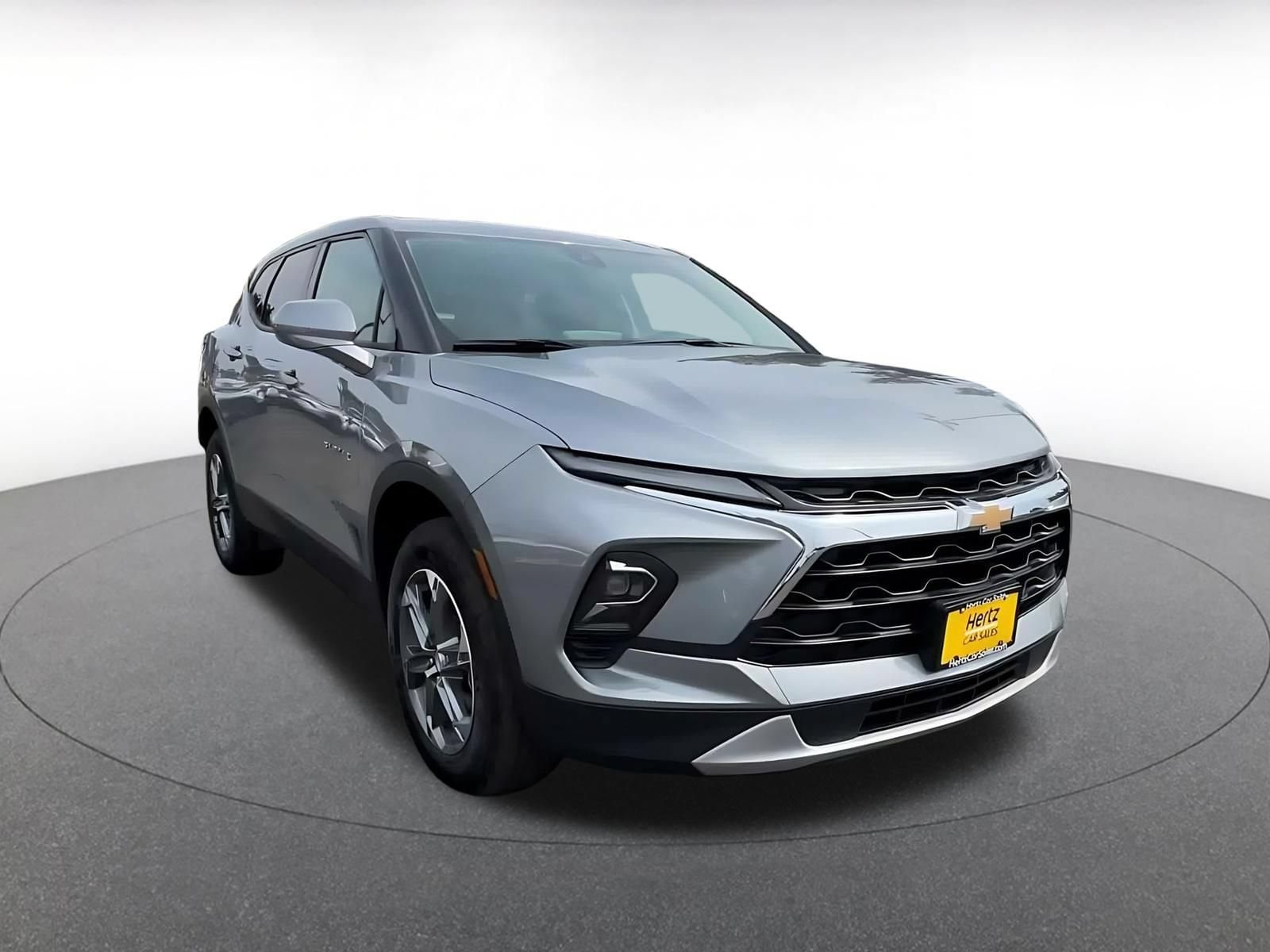 Thumbnail: 2026 Chevrolet Blazer - 3