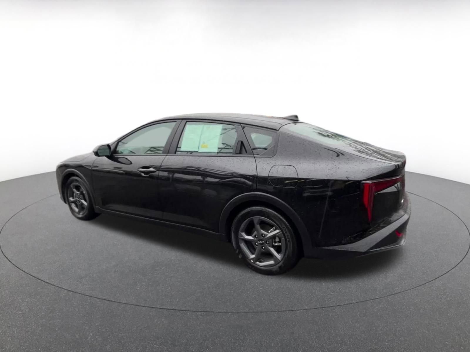 Thumbnail: 2025 Kia K4 - 9