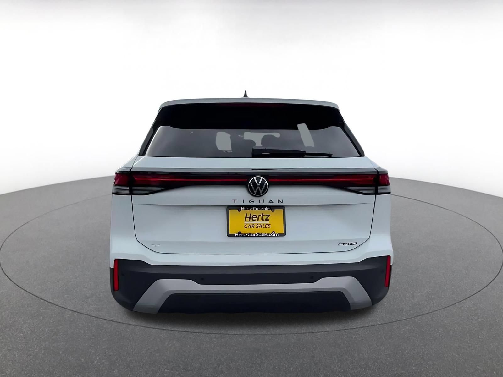 Thumbnail: 2026 Volkswagen Tiguan - 12