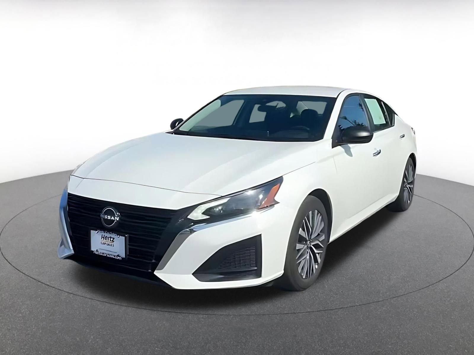 Thumbnail: 2025 Nissan Altima - 7