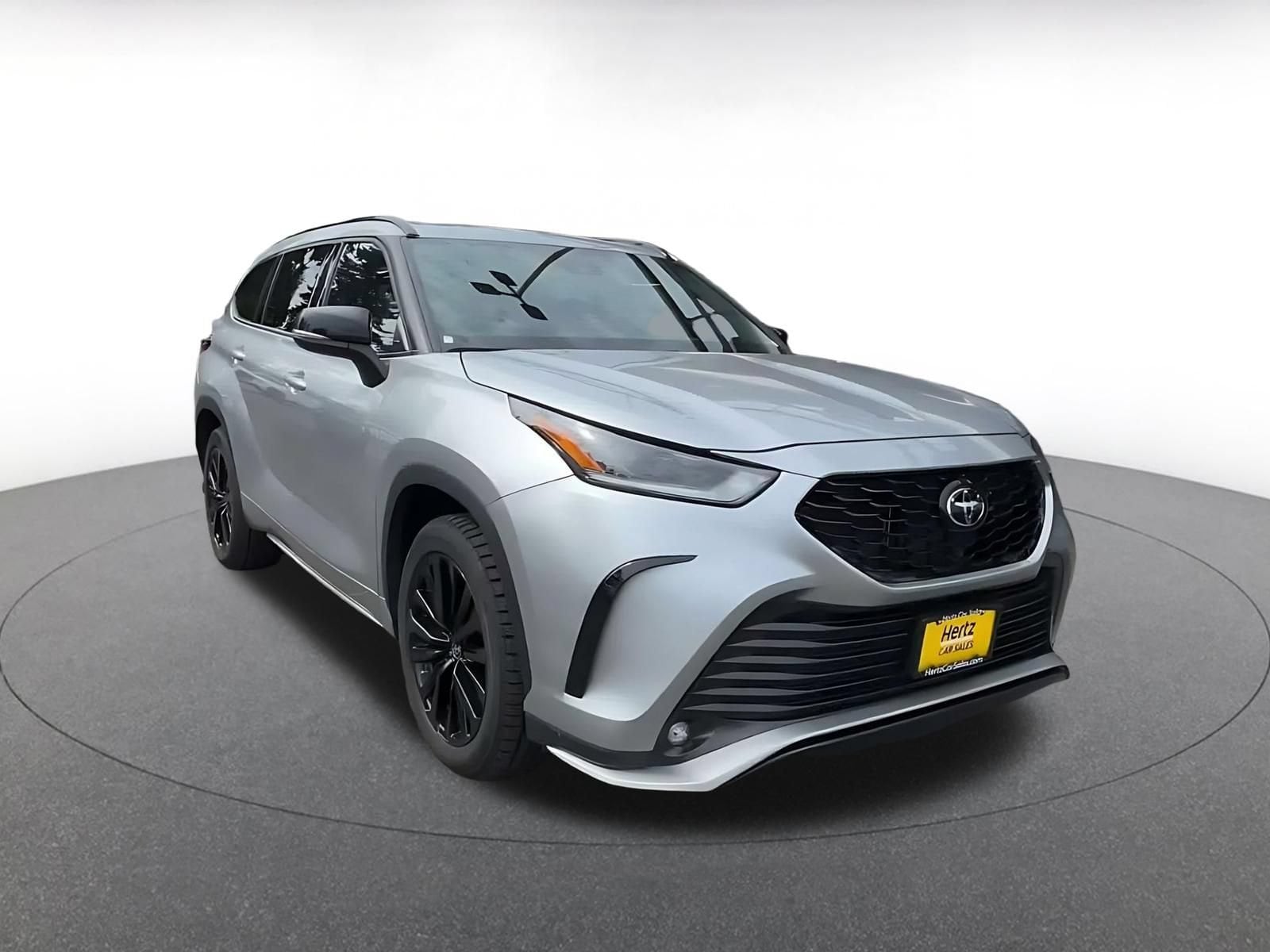 Thumbnail: 2025 Toyota Highlander - 3