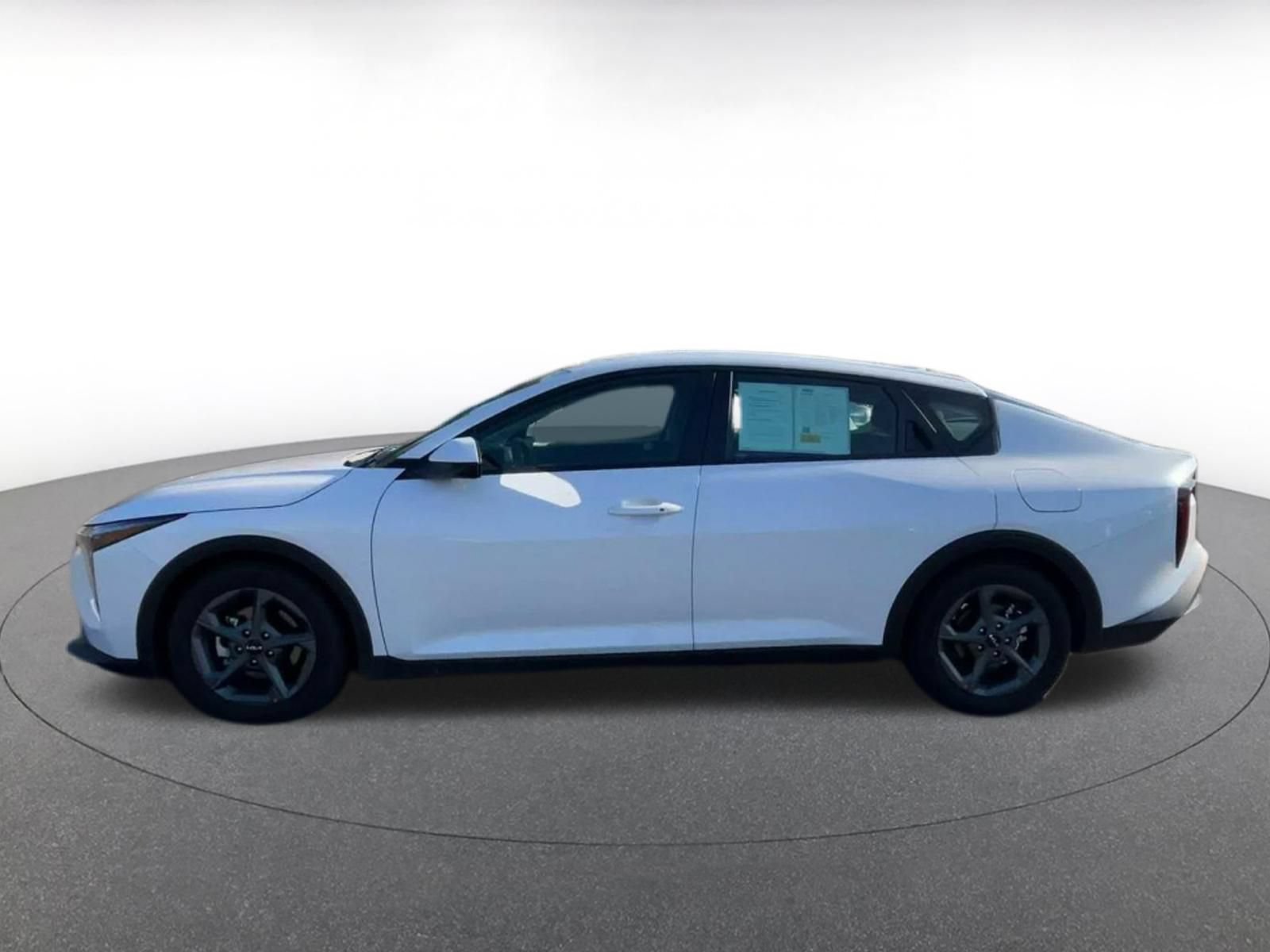 Thumbnail: 2026 Kia K4 - 9