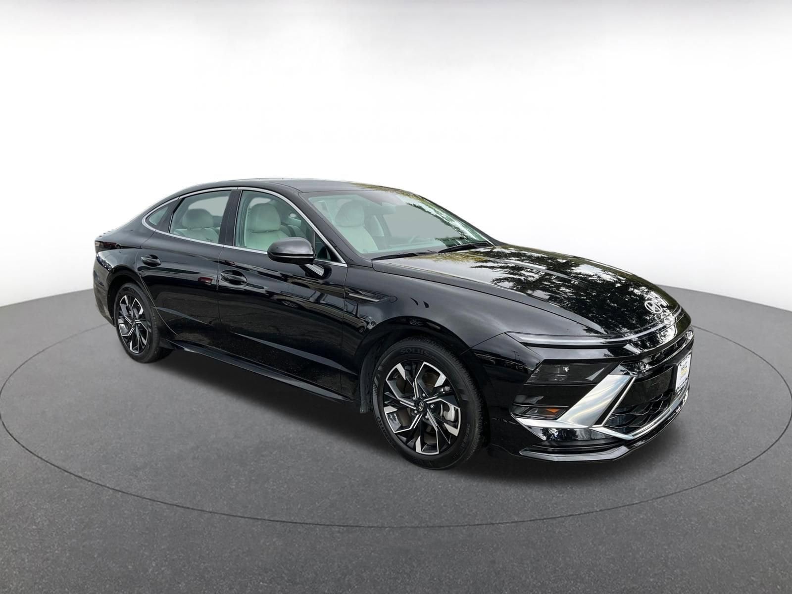 Thumbnail: 2025 Hyundai Sonata - 1