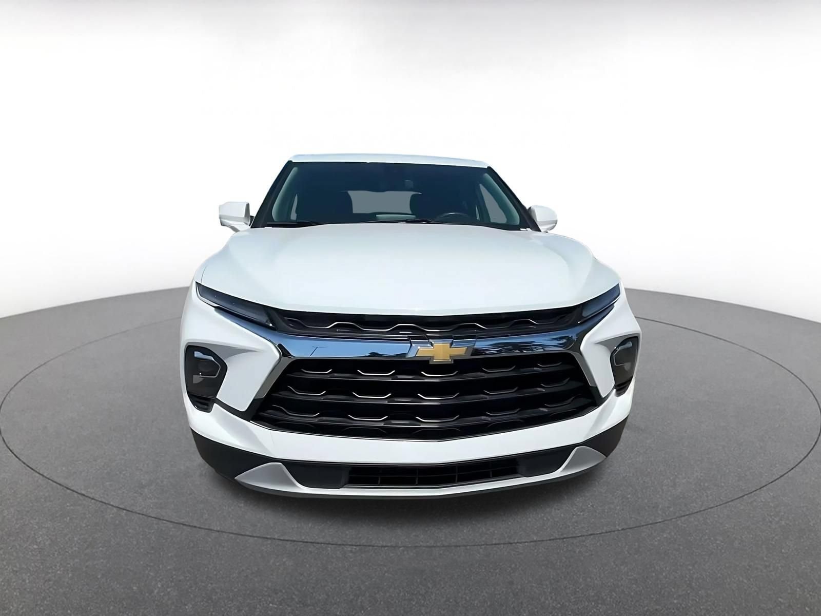 Thumbnail: 2026 Chevrolet Blazer - 4