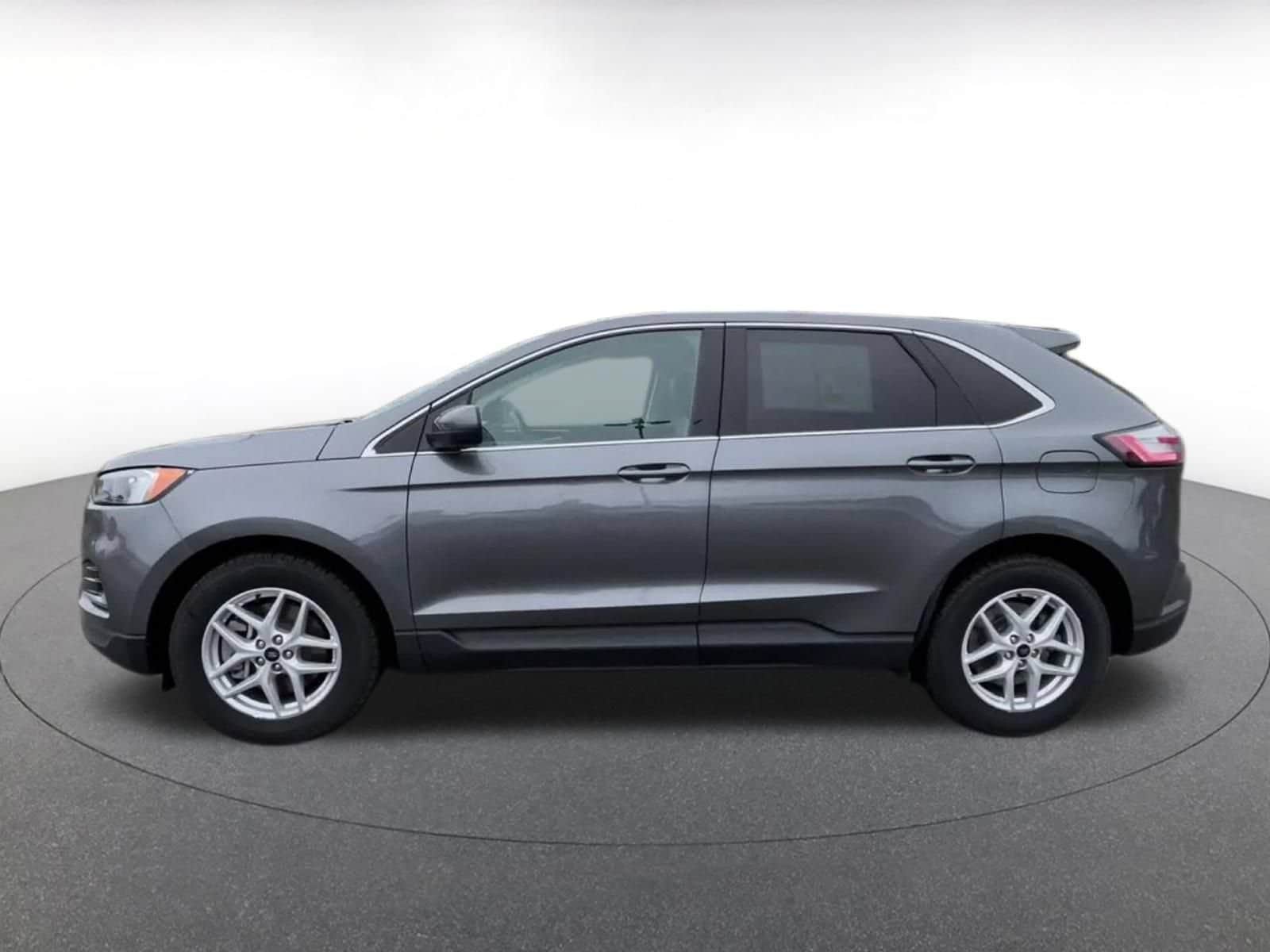 Thumbnail: 2024 Ford Edge - 9