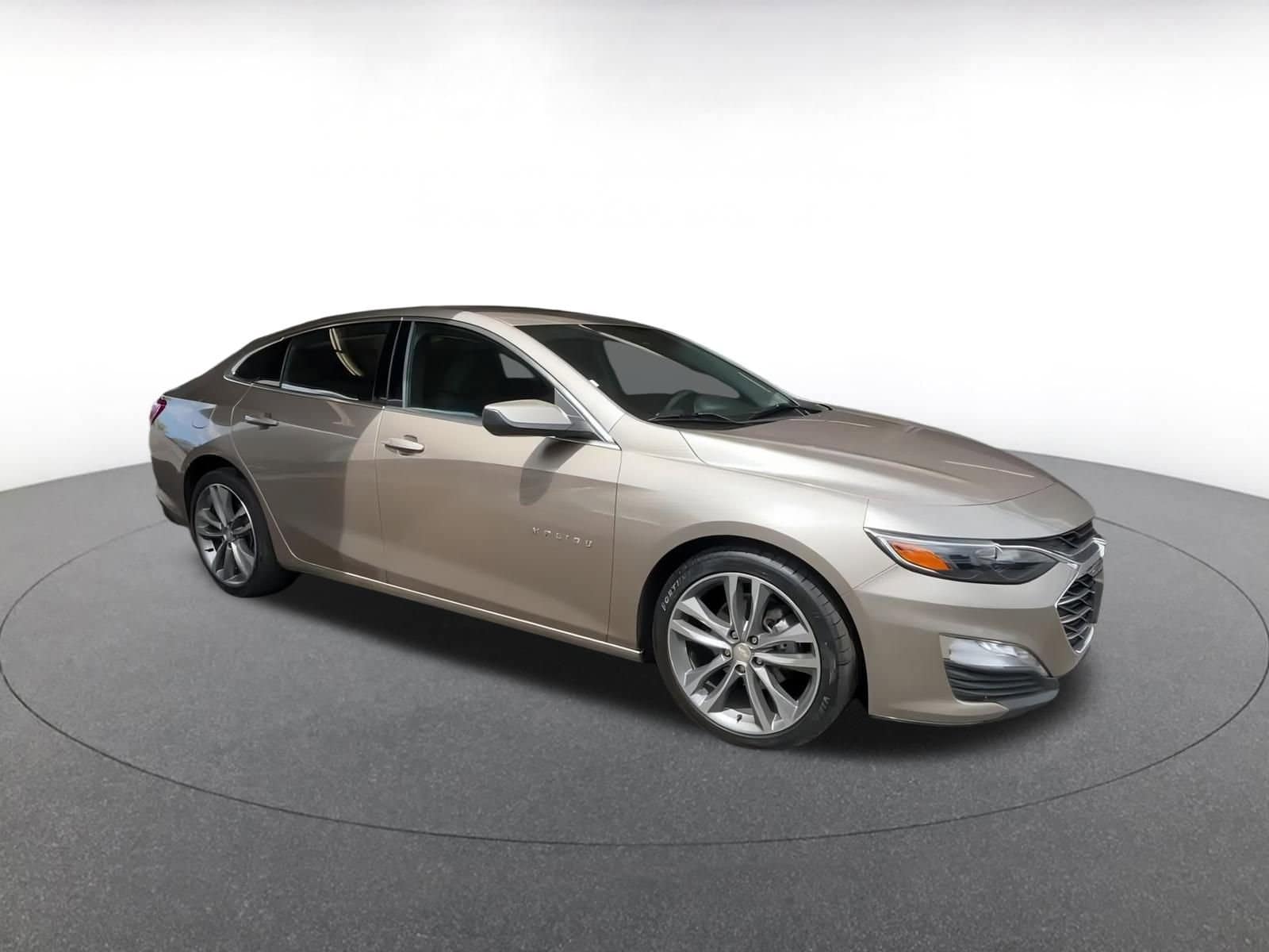 Thumbnail: 2023 Chevrolet Malibu - 2