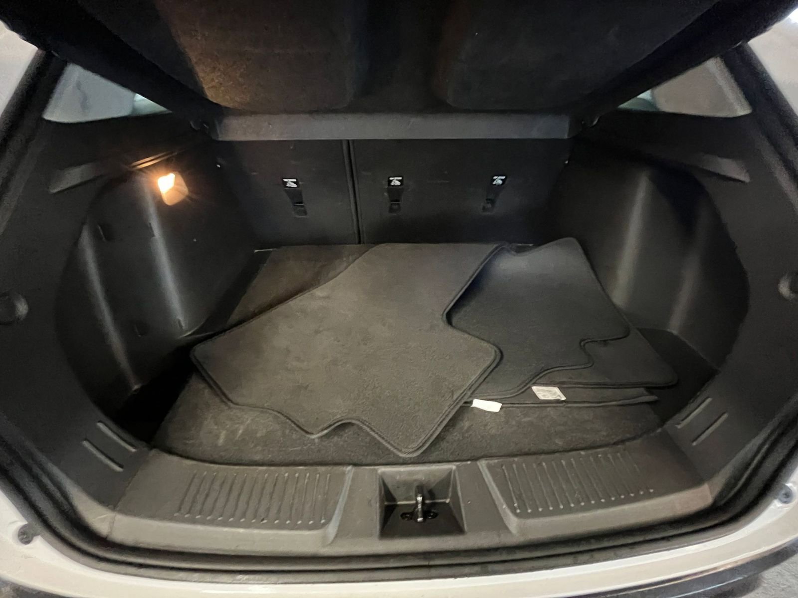 Thumbnail: 2025 Chevrolet Trax - 32