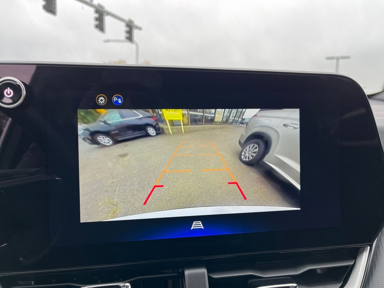 Thumbnail: 2025 Chevrolet Equinox - 17