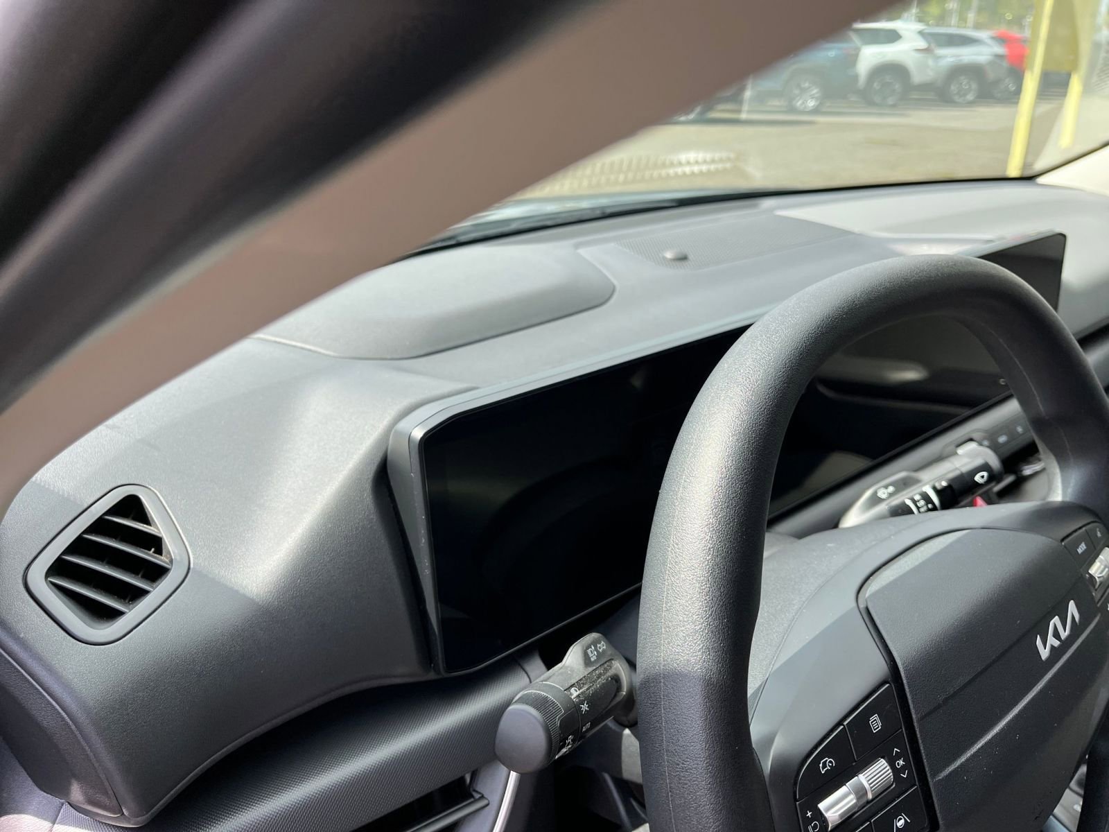 Thumbnail: 2025 Kia K4 - 35