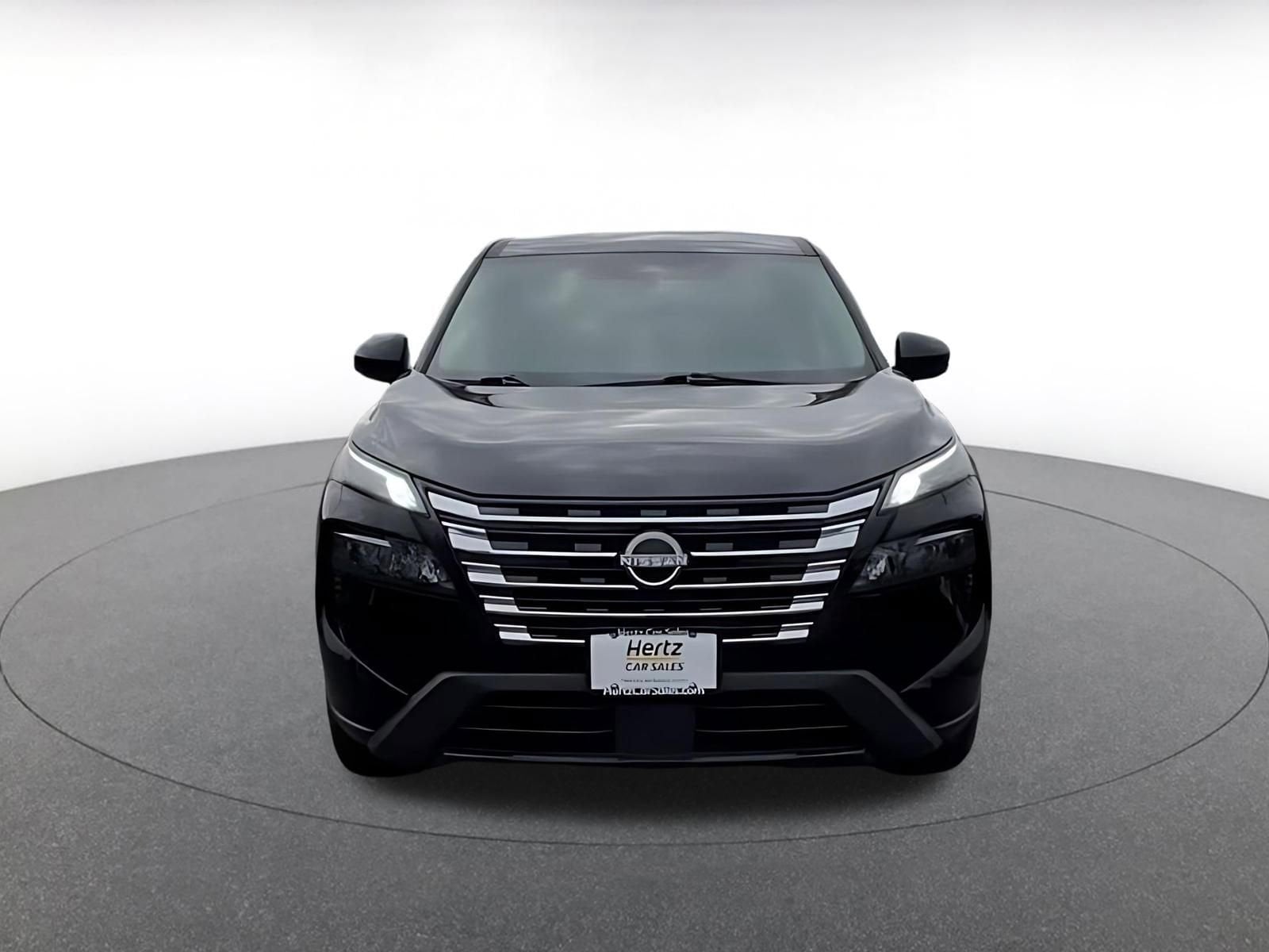 Thumbnail: 2025 Nissan Rogue - 4