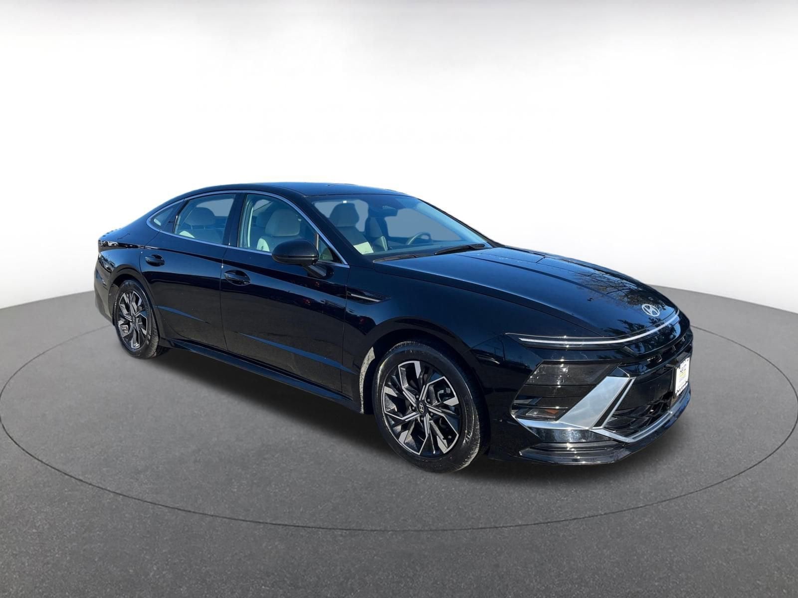 Thumbnail: 2025 Hyundai Sonata - 1