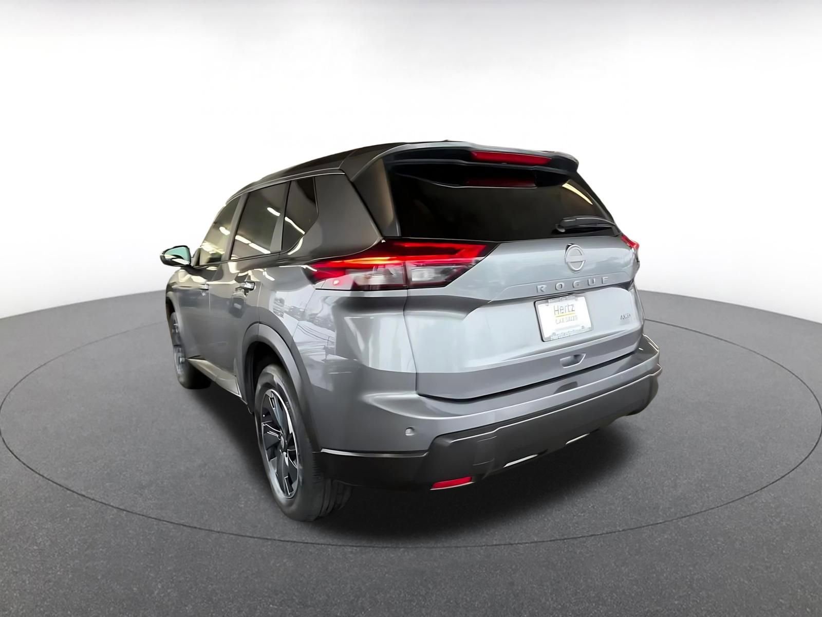 Thumbnail: 2025 Nissan Rogue - 11