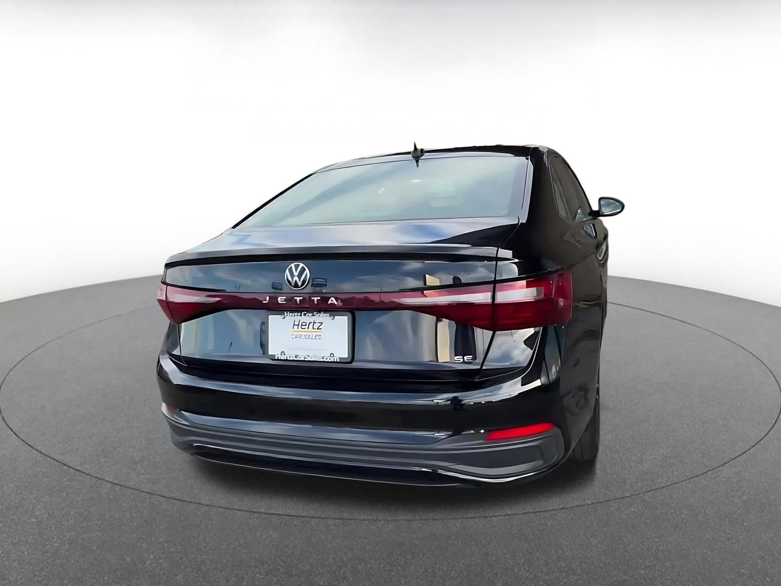 Thumbnail: 2025 Volkswagen Jetta - 15