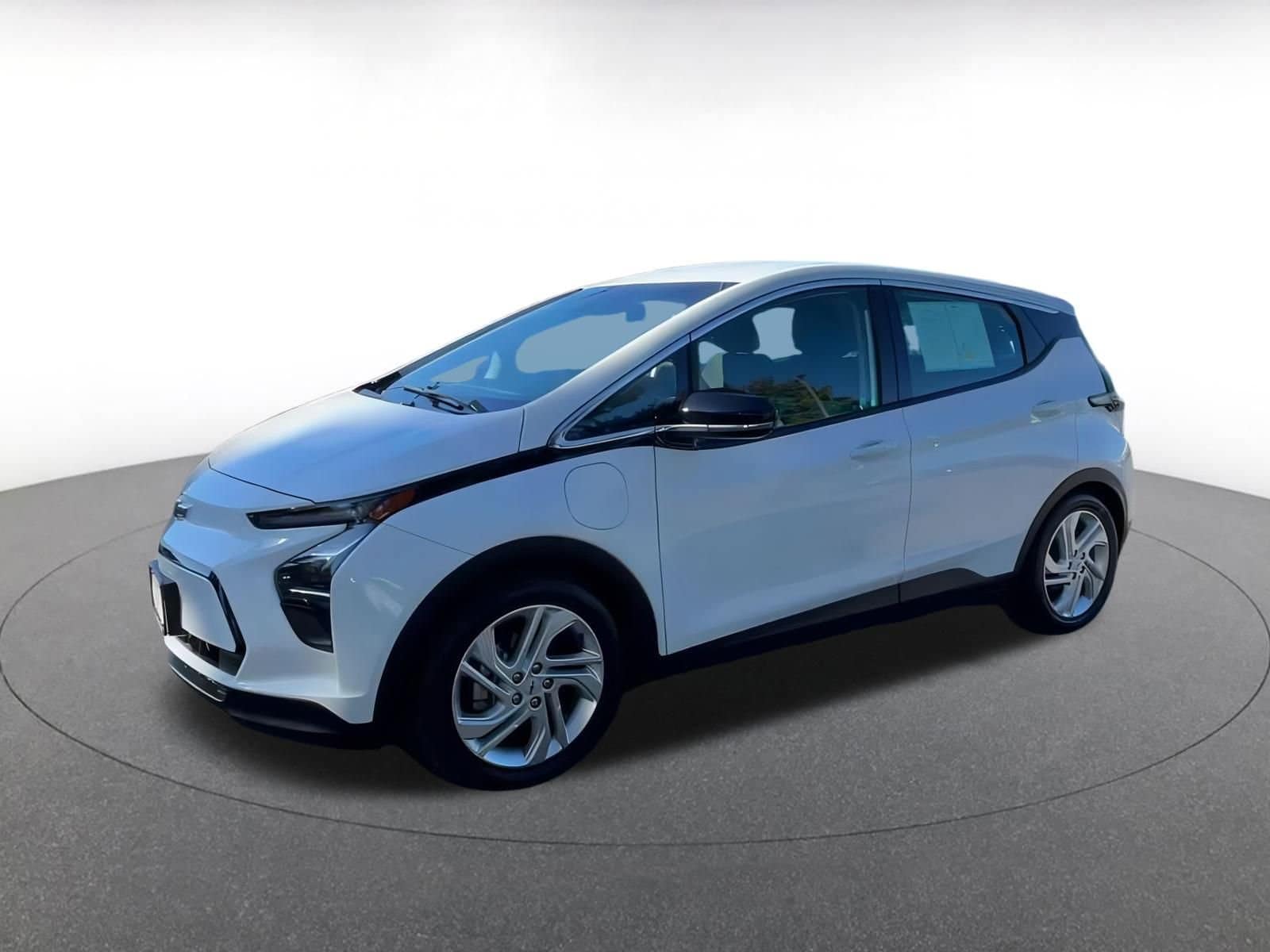 Thumbnail: 2023 Chevrolet Bolt EV - 8