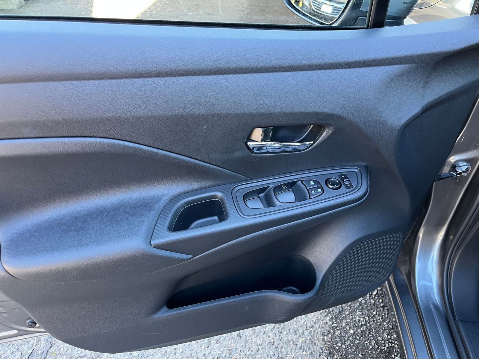 Thumbnail: 2025 Nissan Versa - 18
