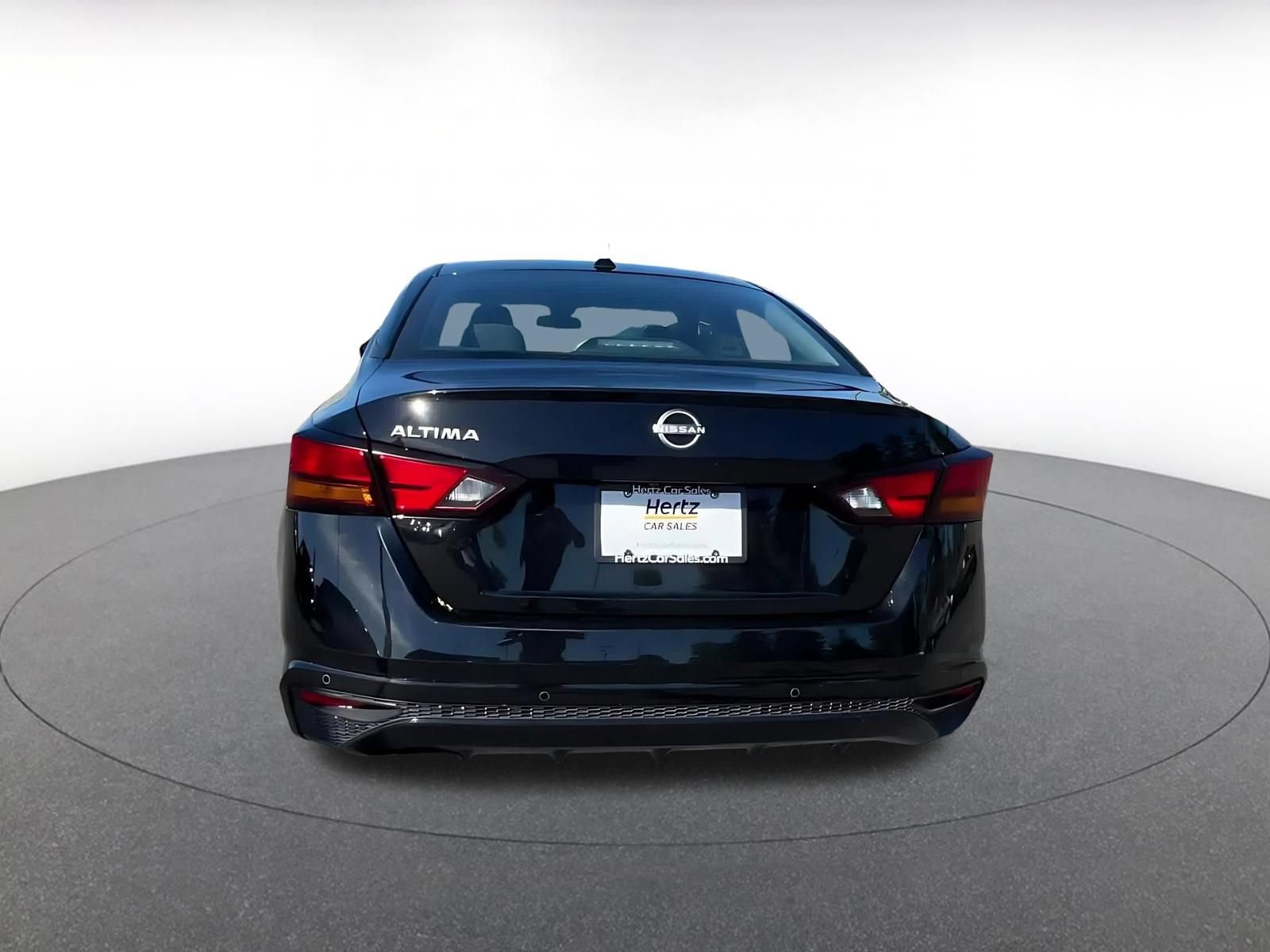 Thumbnail: 2025 Nissan Altima - 10