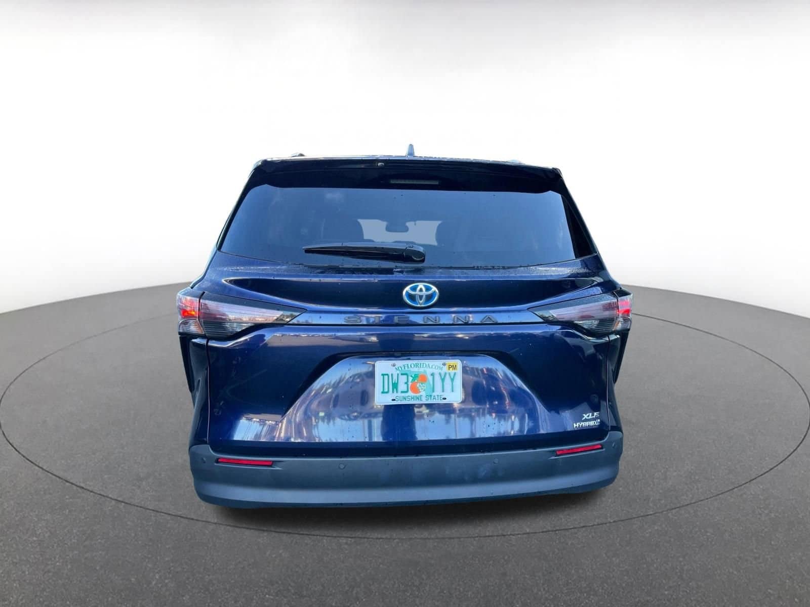 Thumbnail: 2024 Toyota Sienna - 6