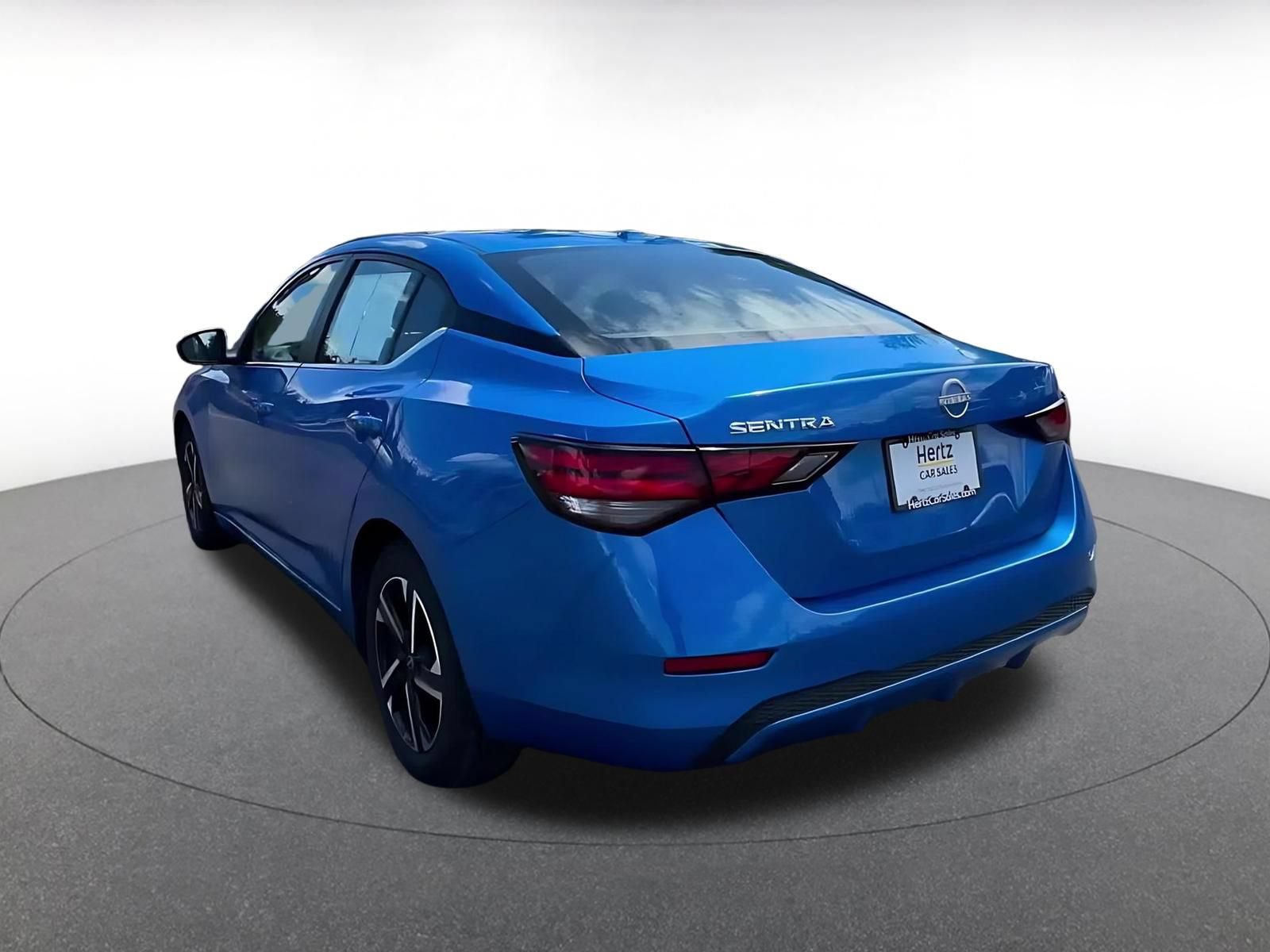 Thumbnail: 2025 Nissan Sentra - 9