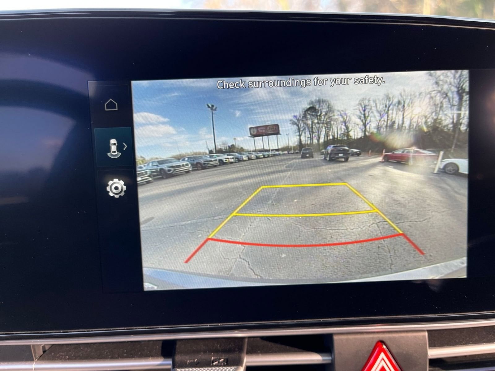 Thumbnail: 2025 Hyundai Elantra - 17