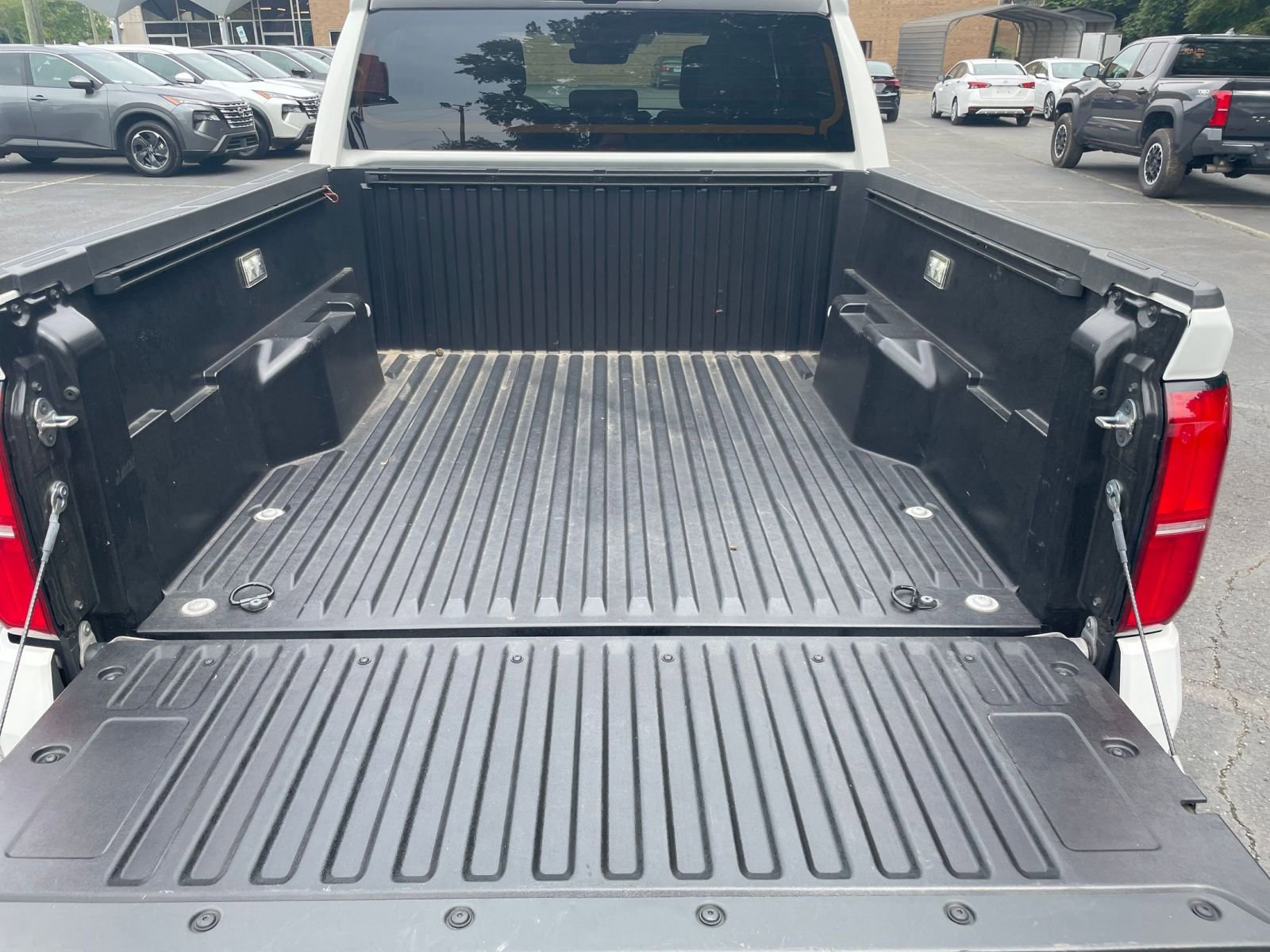 Thumbnail: 2024 Toyota Tacoma - 29