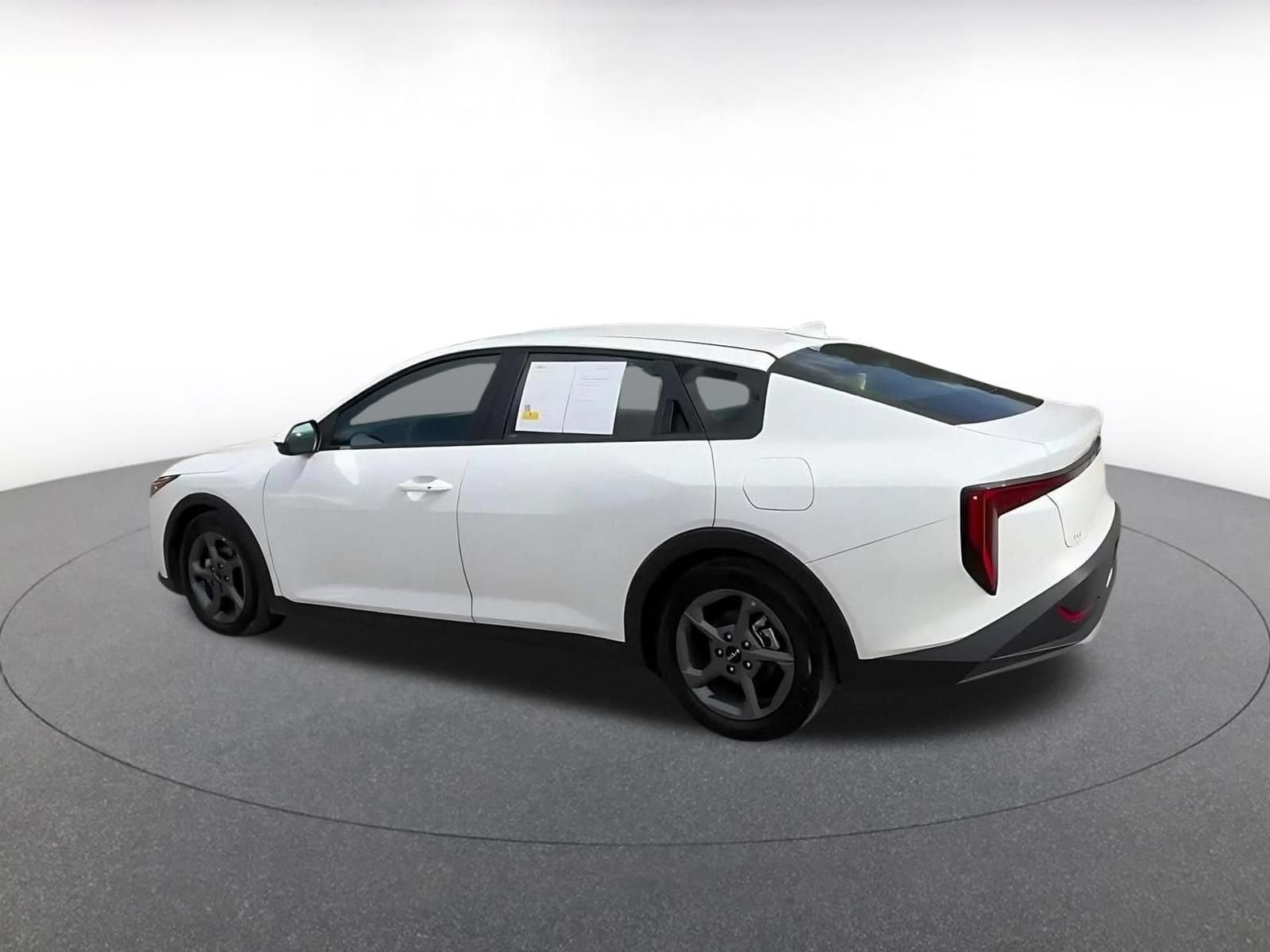 Thumbnail: 2025 Kia K4 - 8