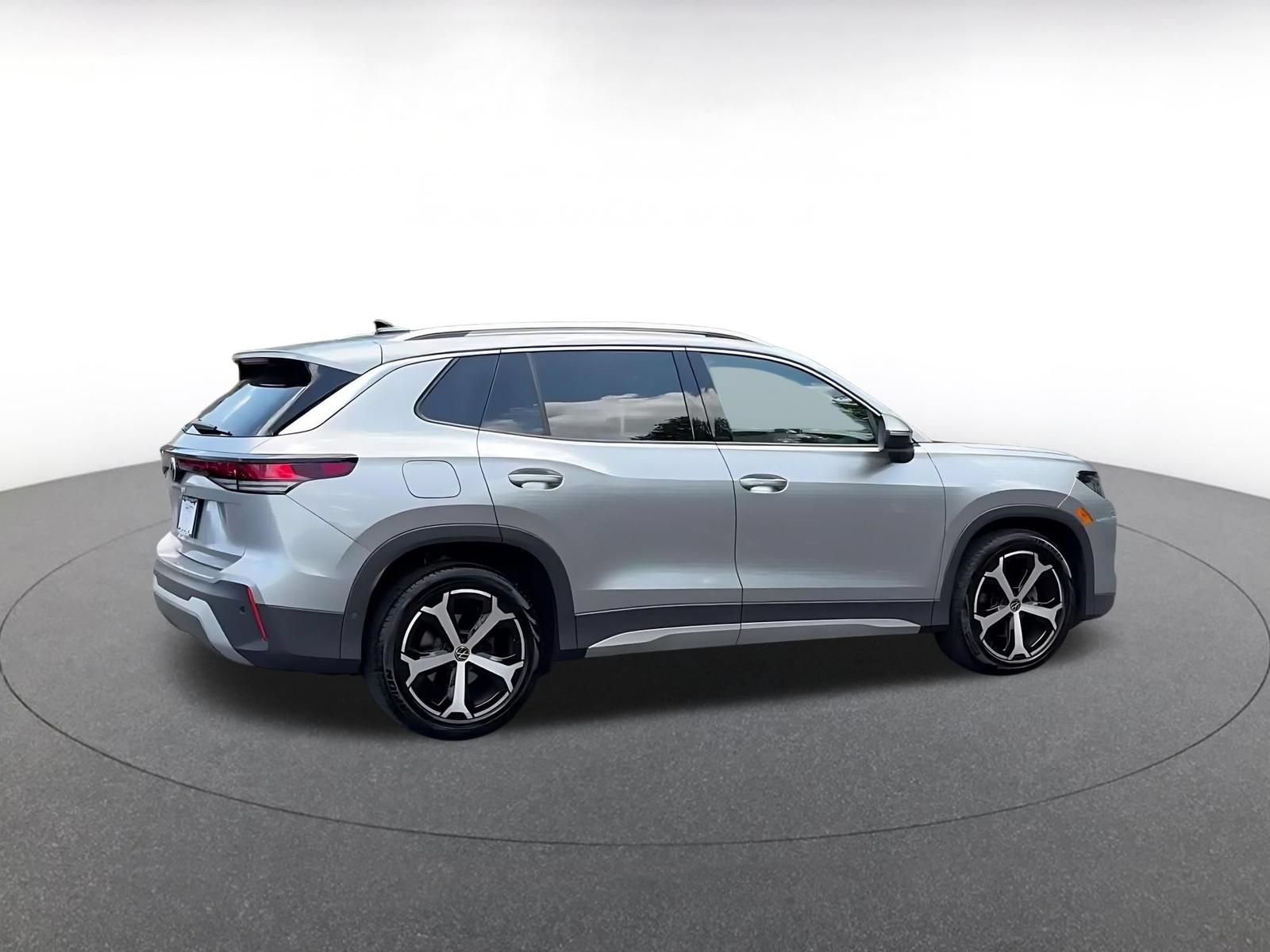 Thumbnail: 2026 Volkswagen Tiguan - 15