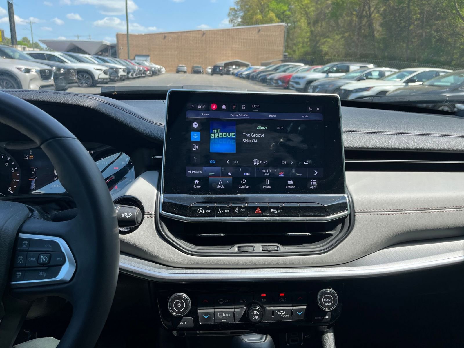 Thumbnail: 2025 Jeep Compass - 17