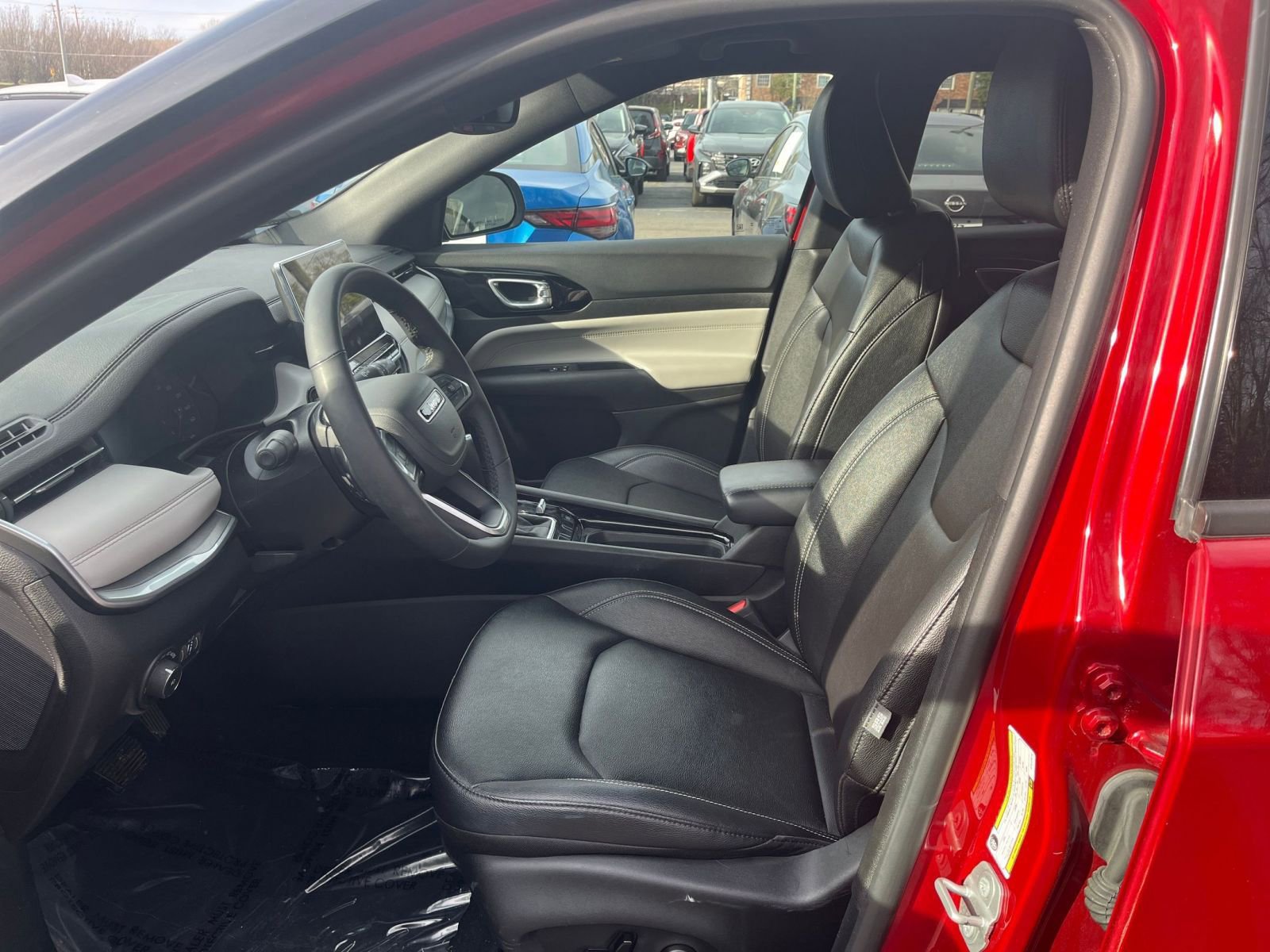 Thumbnail: 2025 Jeep Compass - 28