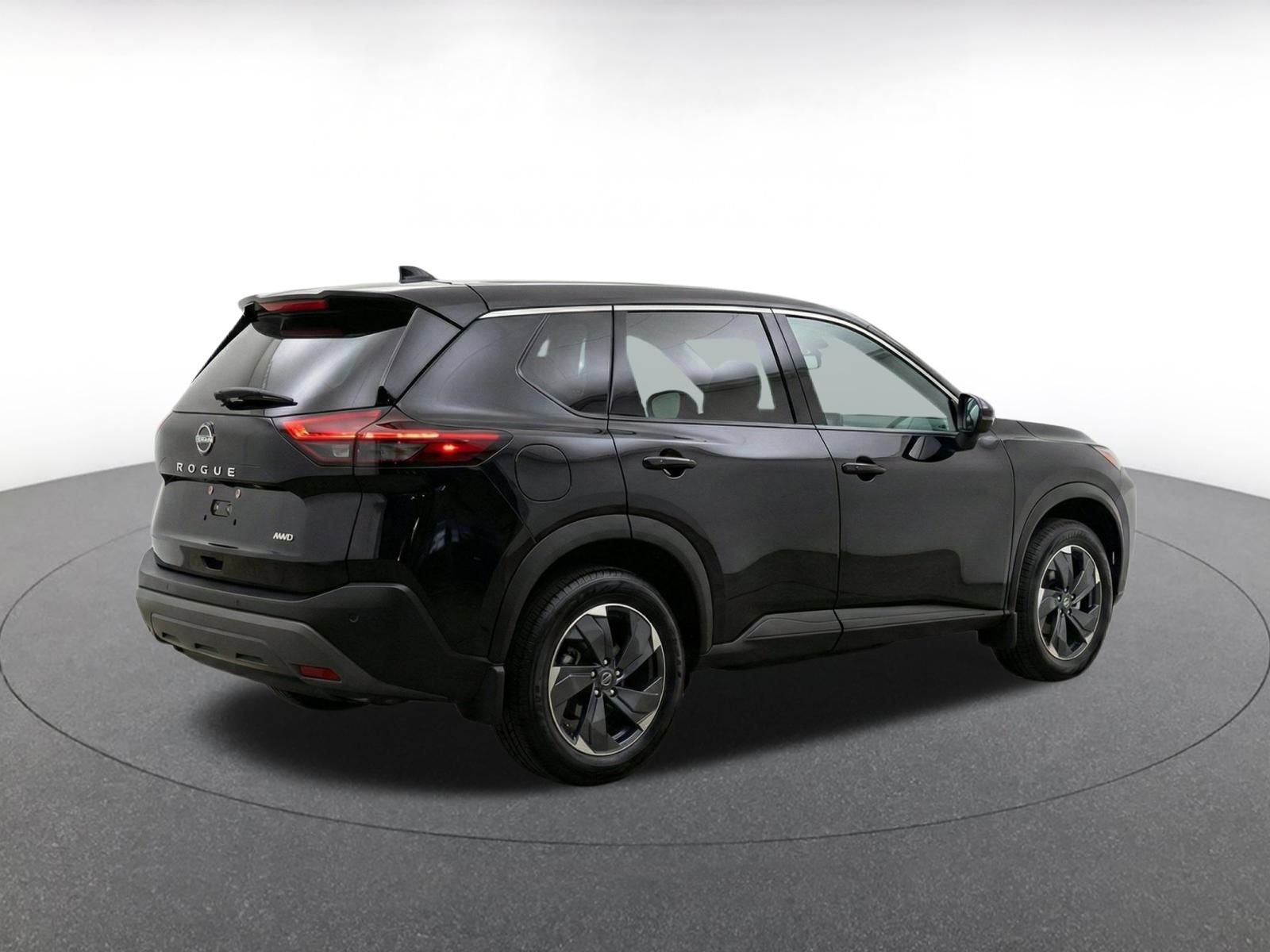 Thumbnail: 2025 Nissan Rogue - 9