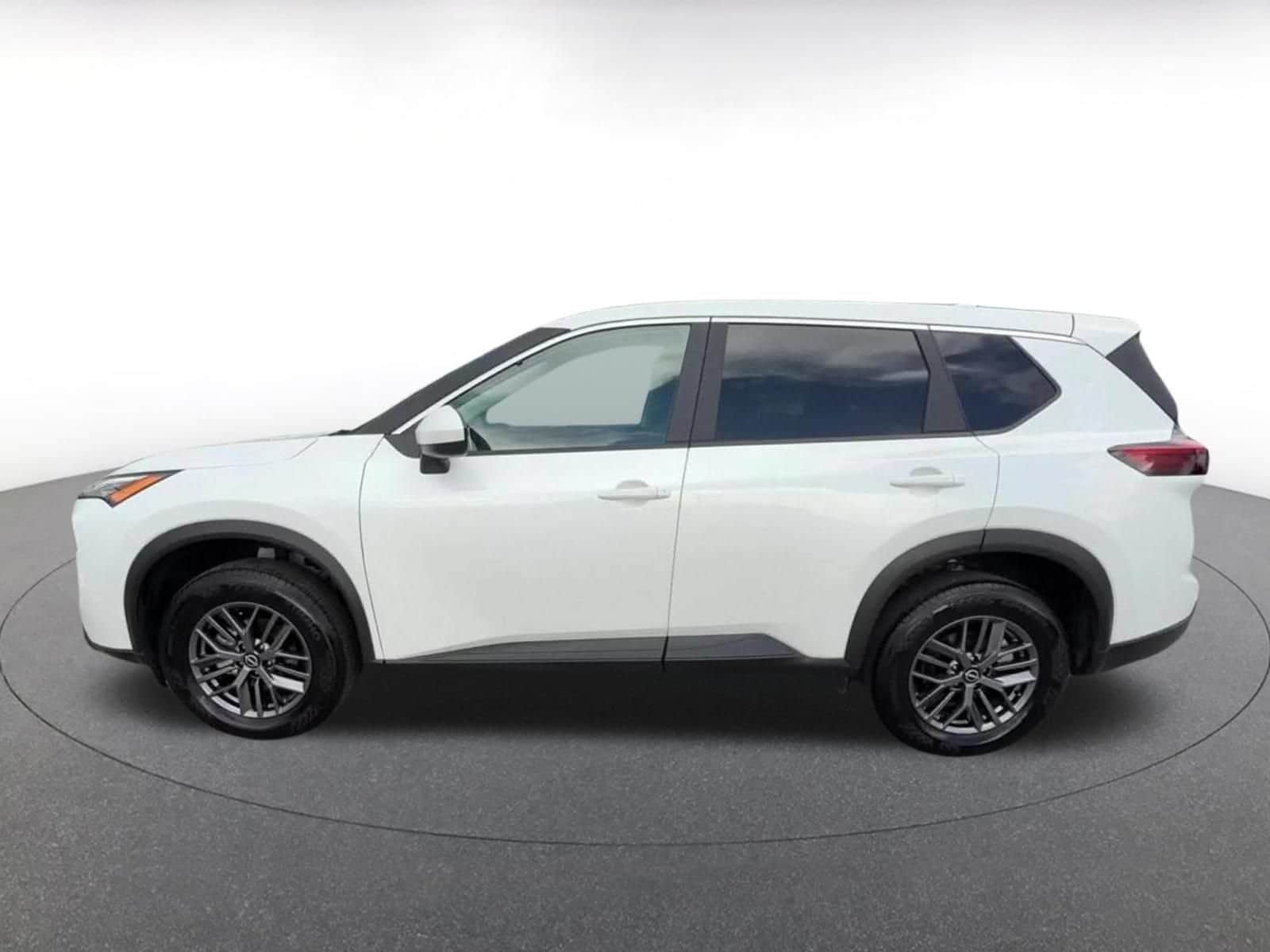 Thumbnail: 2026 Nissan Rogue - 9