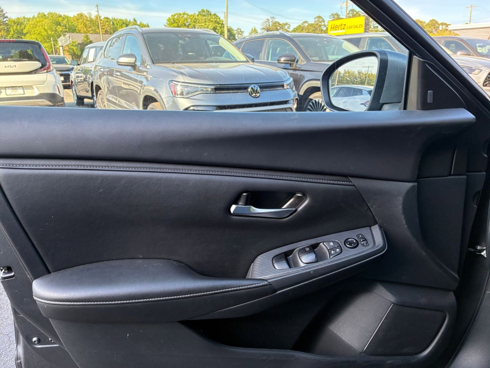 Thumbnail: 2025 Nissan Sentra - 18