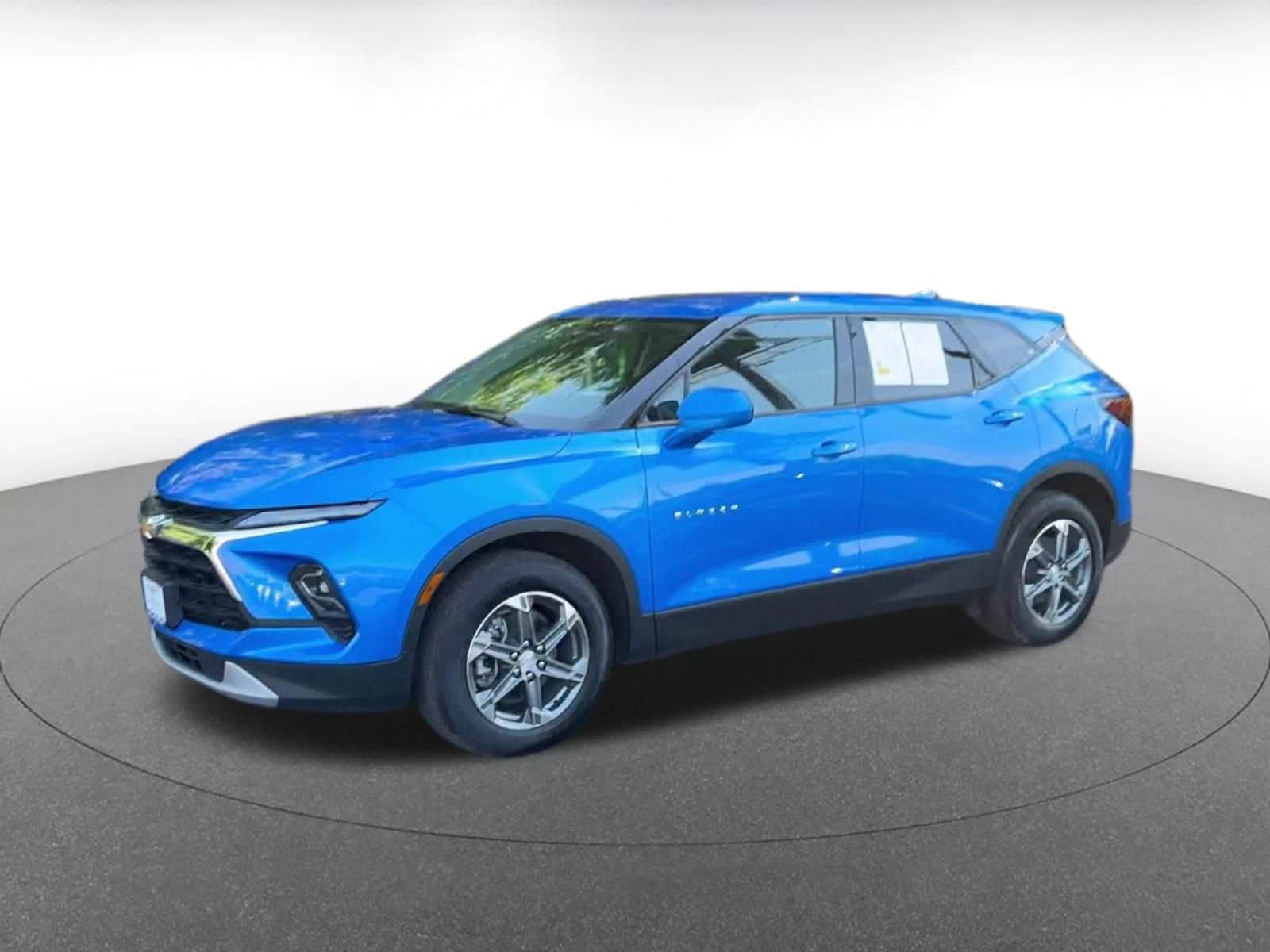 Thumbnail: 2025 Chevrolet Blazer - 8