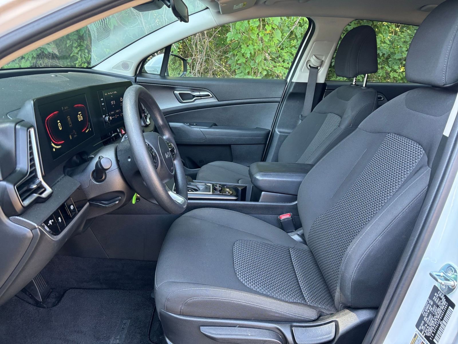 Thumbnail: 2025 Kia Sportage - 25