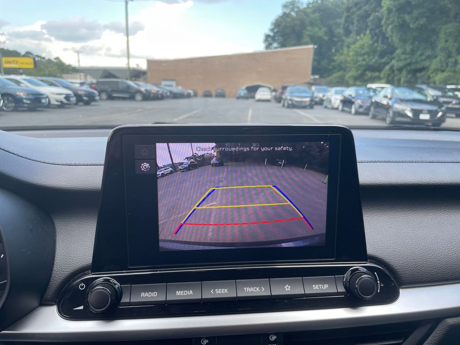 Thumbnail: 2024 Kia Forte - 17