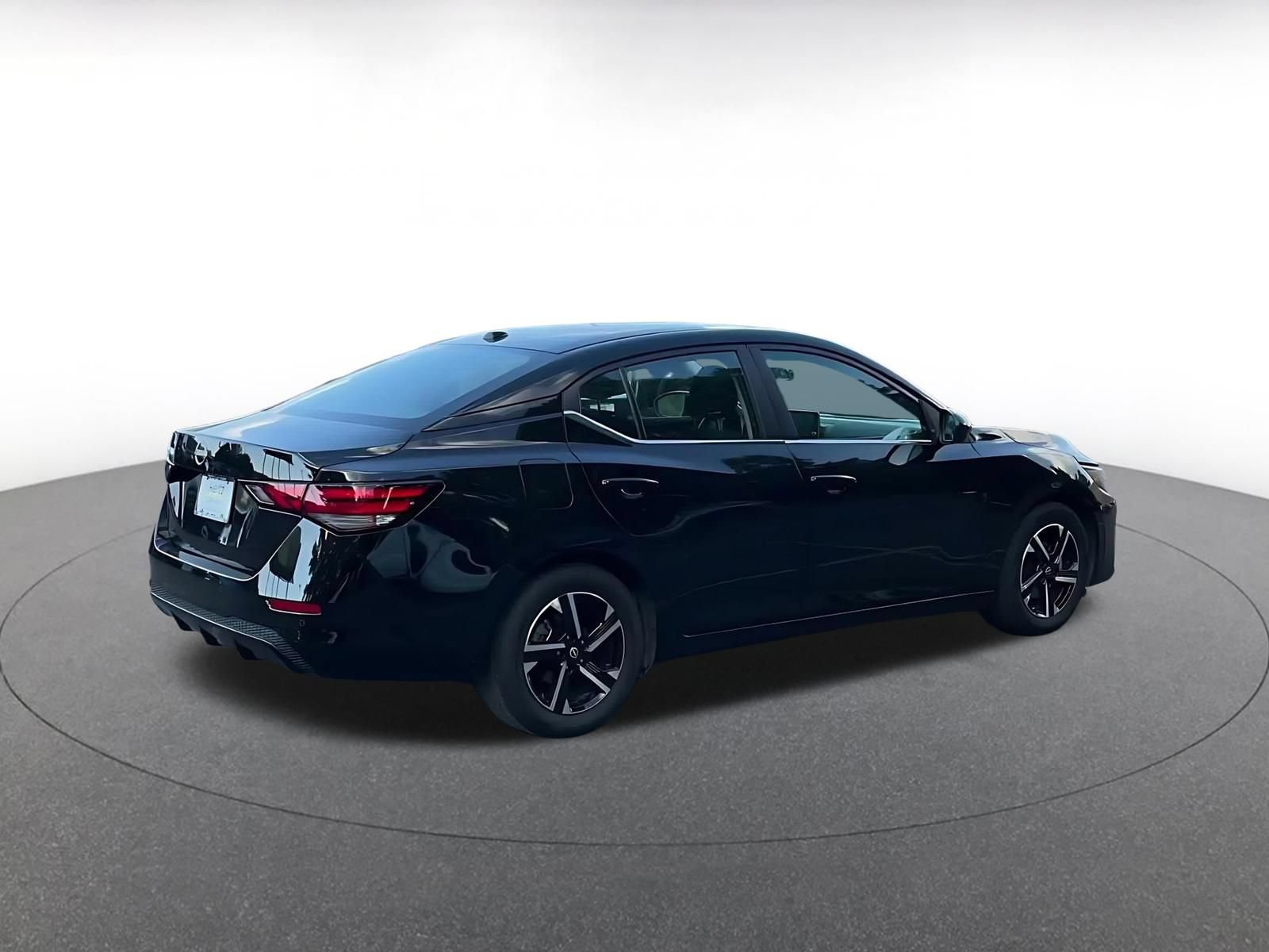 Thumbnail: 2025 Nissan Sentra - 12