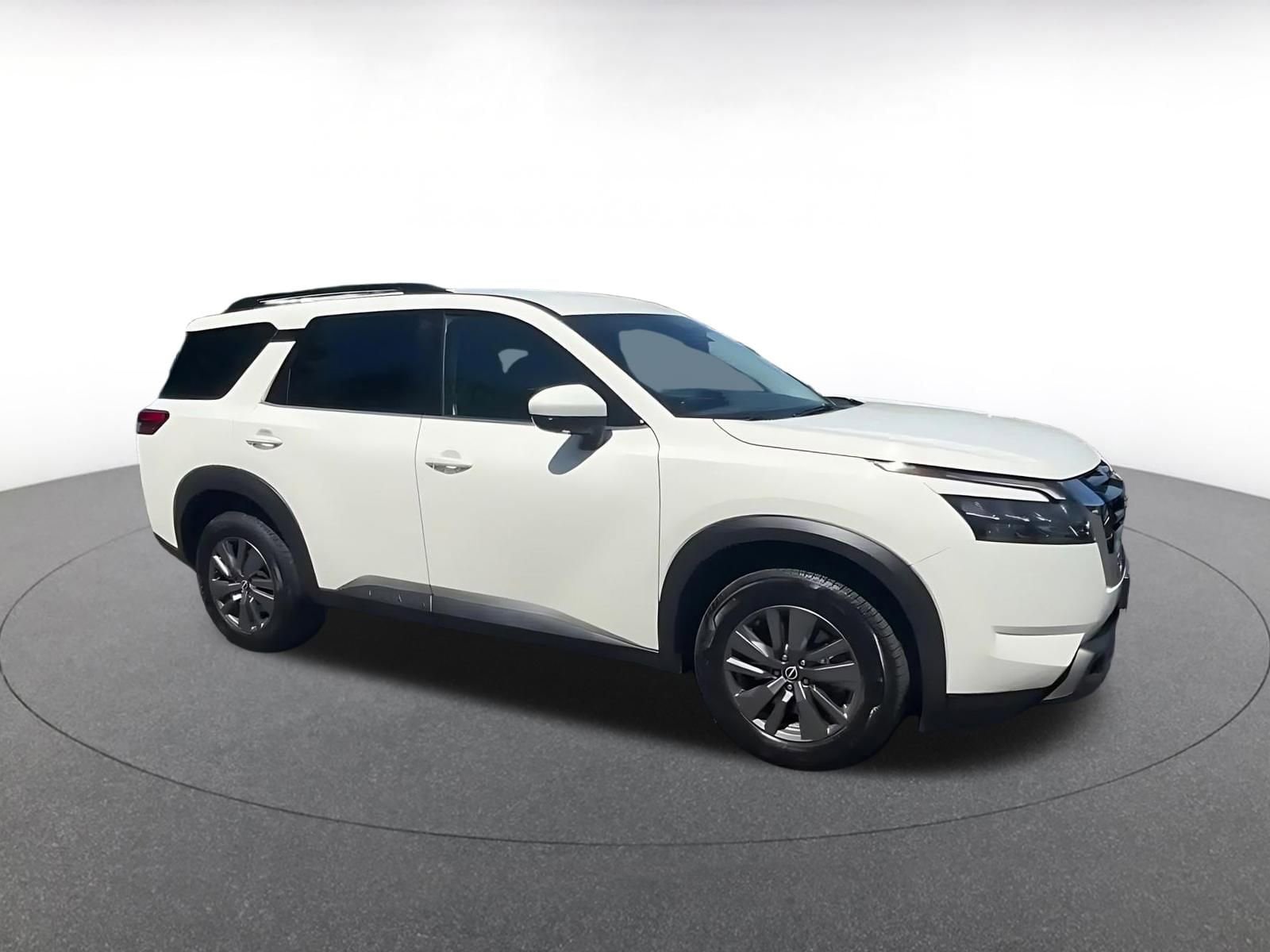 Thumbnail: 2025 Nissan Pathfinder - 2