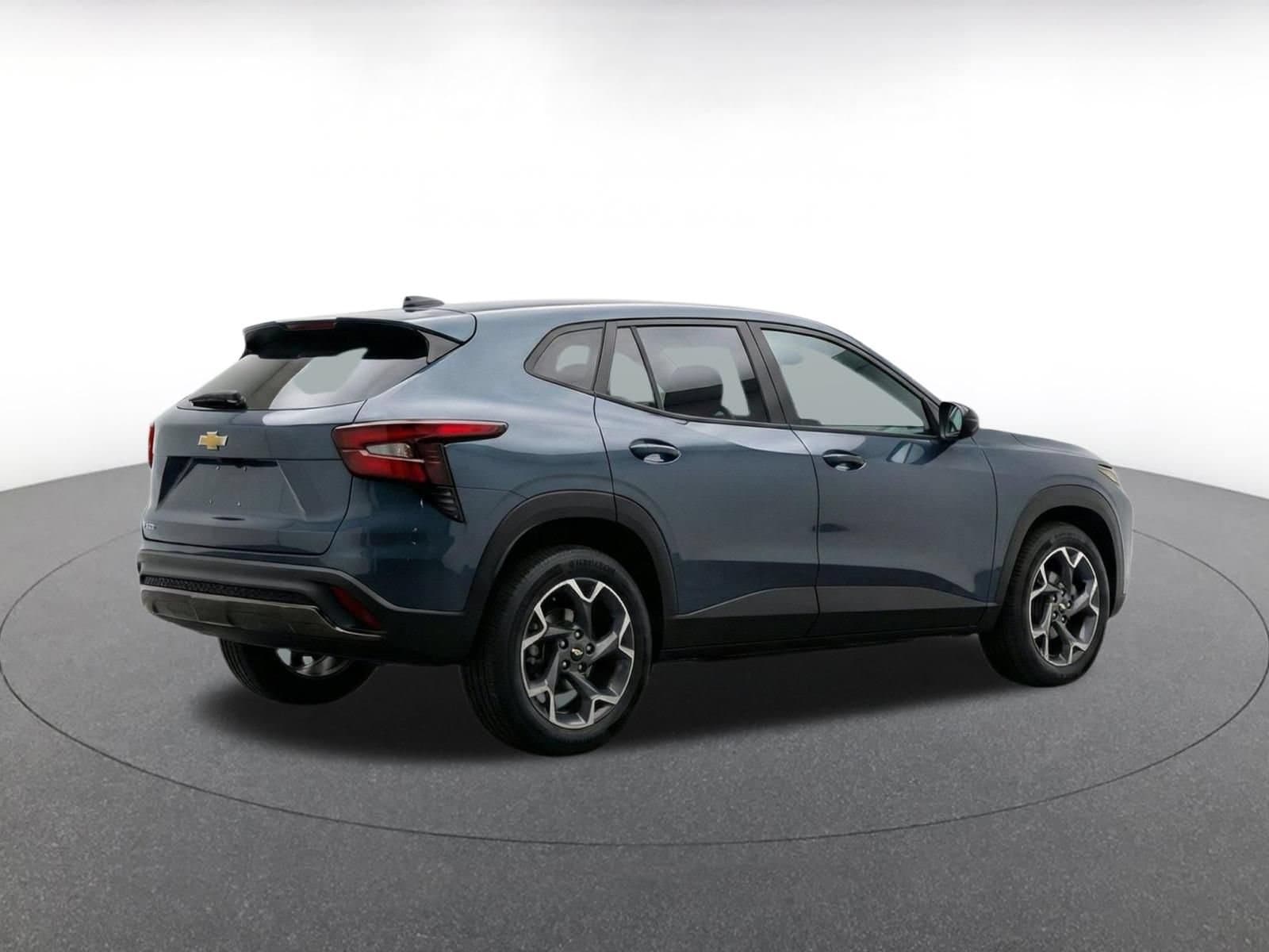 Thumbnail: 2025 Chevrolet Trax - 9