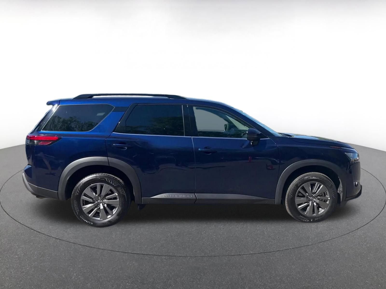 Thumbnail: 2025 Nissan Pathfinder - 16