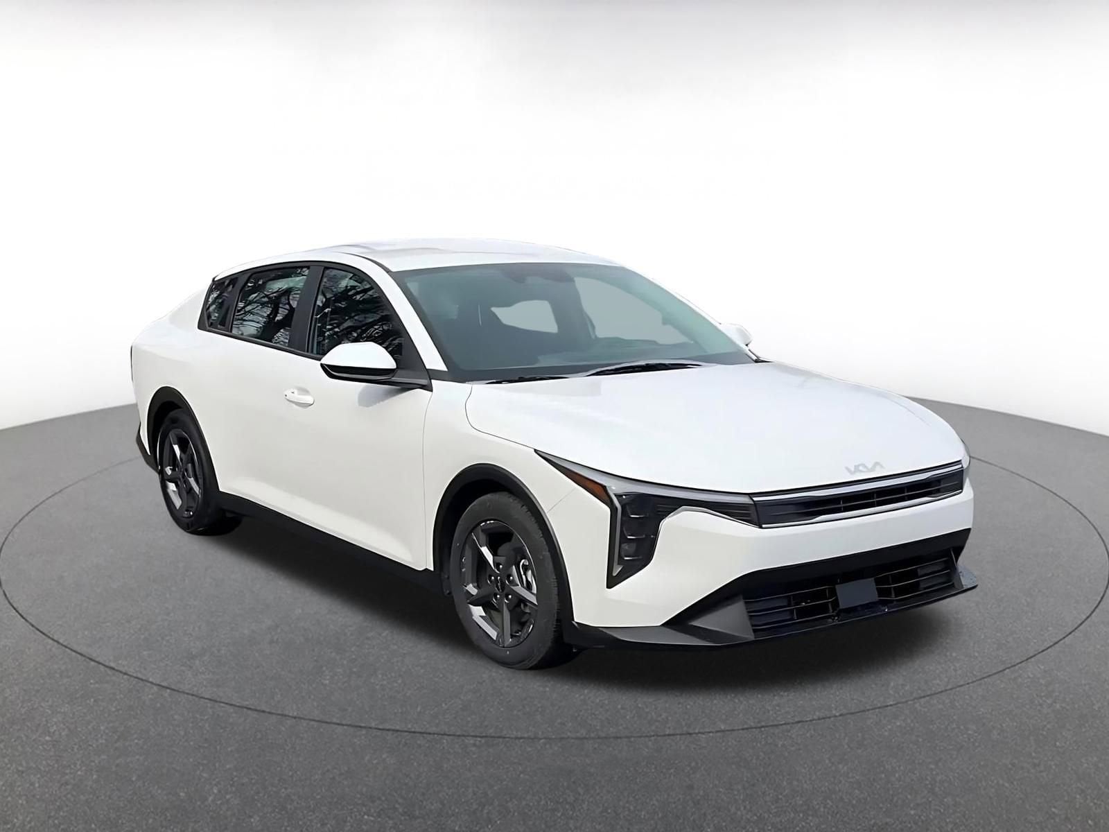 Thumbnail: 2025 Kia K4 - 3