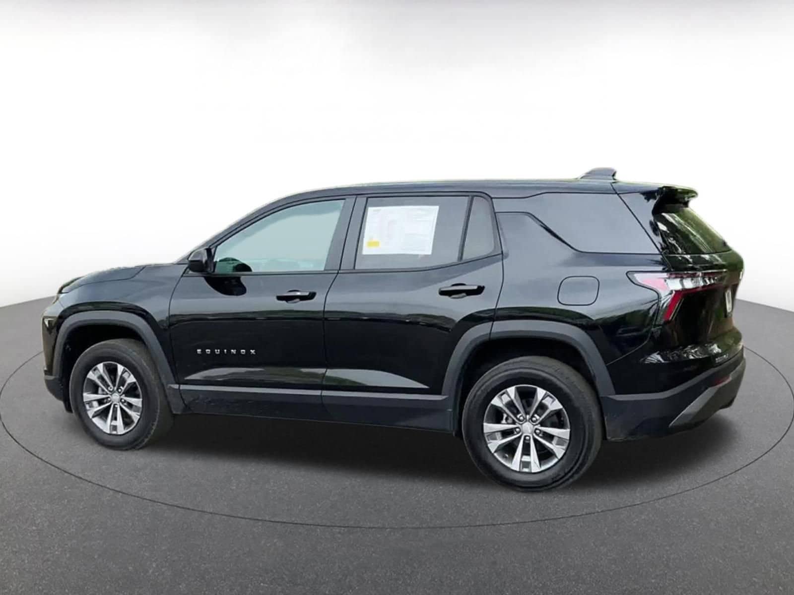 Thumbnail: 2025 Chevrolet Equinox - 10