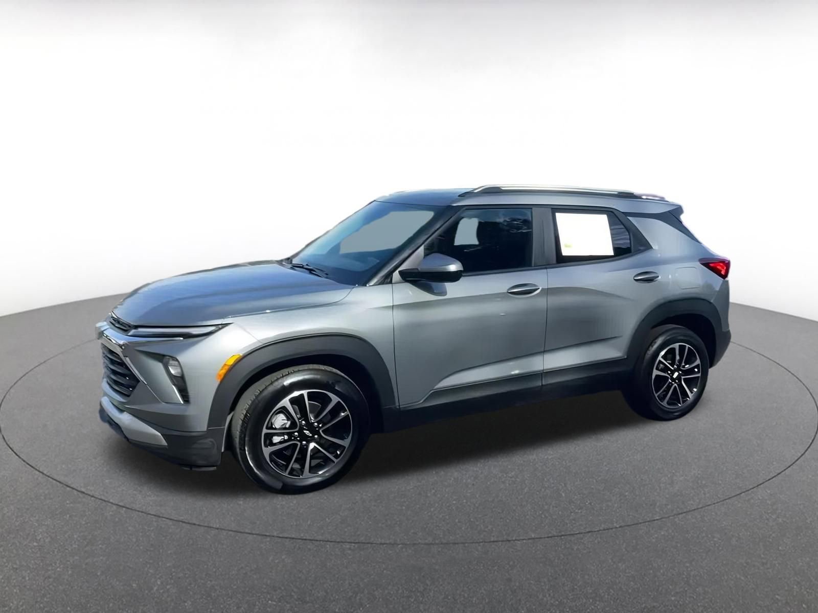 Thumbnail: 2025 Chevrolet TrailBlazer - 8